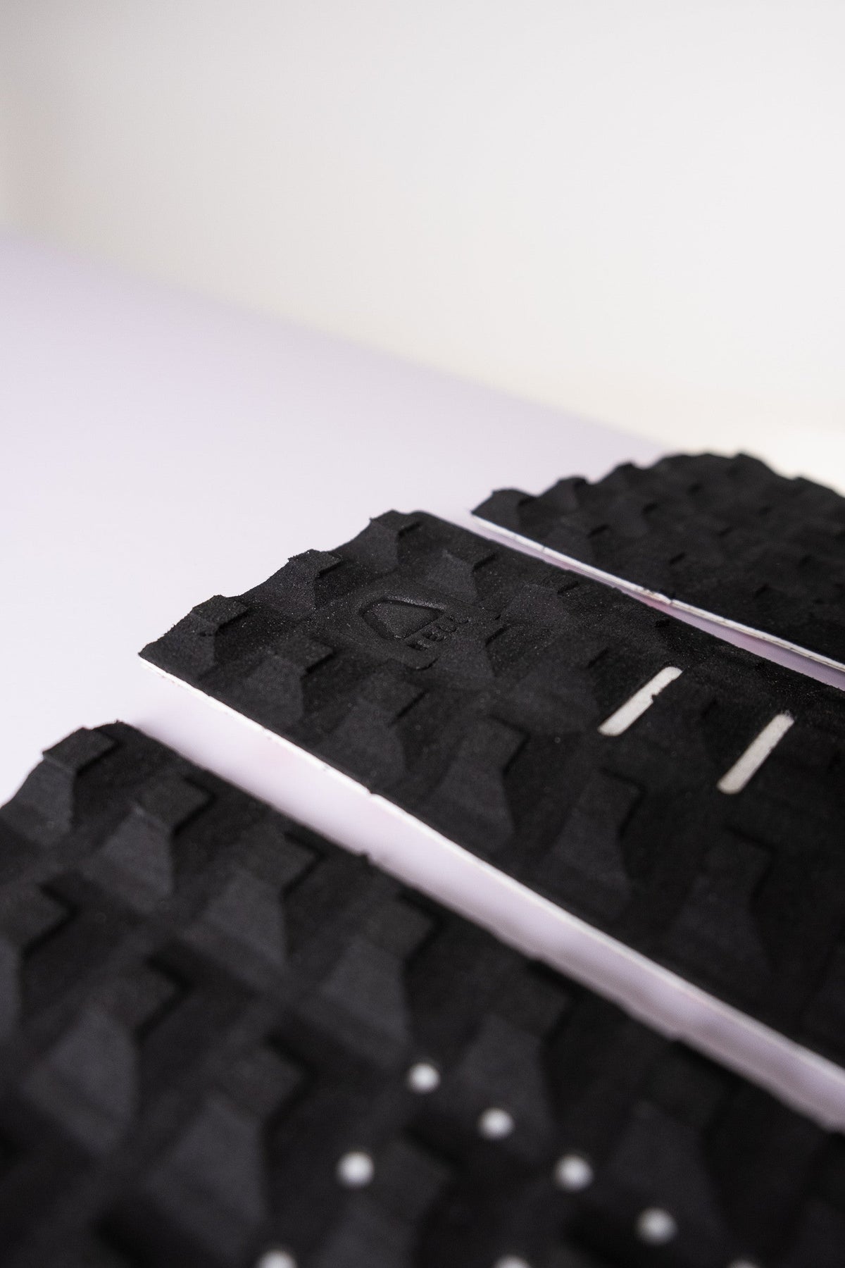 Bell Traction 3 Piece Narrow Tail