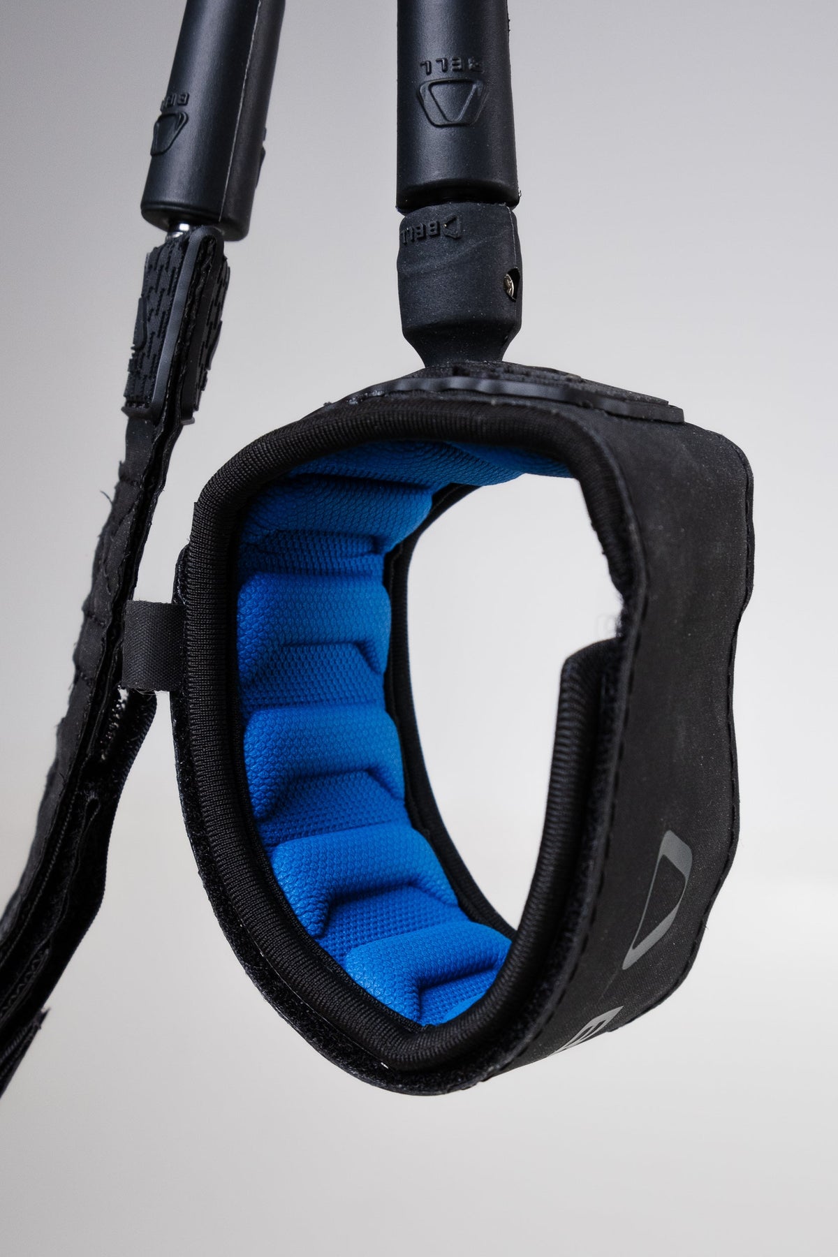 Bell Leash 8 High