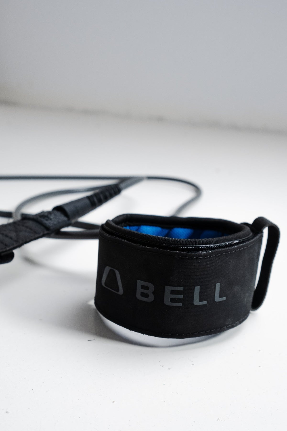 Bell Leash 8 High